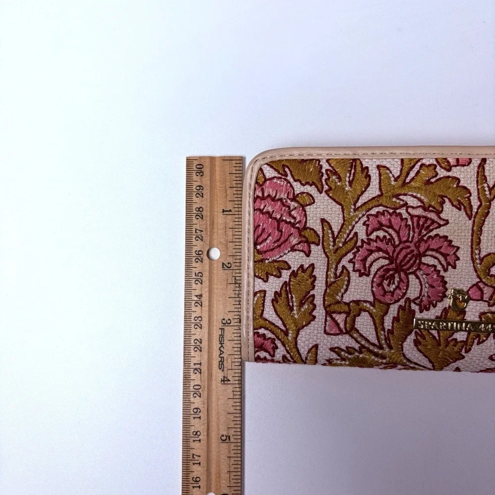 Spartina 449 Bifold Snap Floral Pattern Slim Wallet